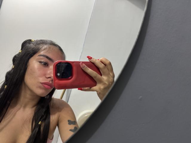 SharonKlart - Élő pornó és szexkamera - 21155966