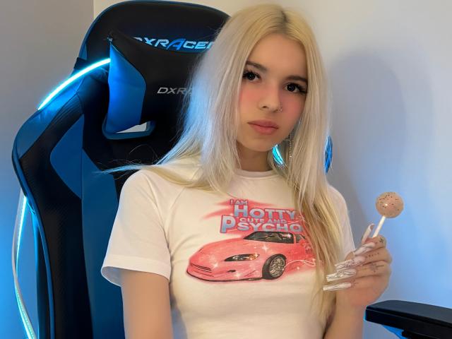 ShineCaroline - Live porn &amp; sex cam - 21158570