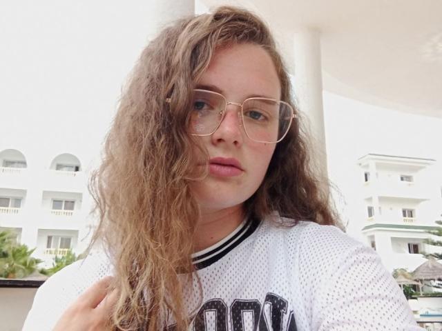 CarolineHott69 - Live porn &amp; sex cam - 21160806