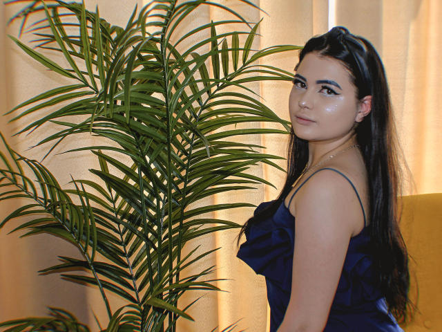 AdeleRussell - Live porn &amp; sex cam - 21161610