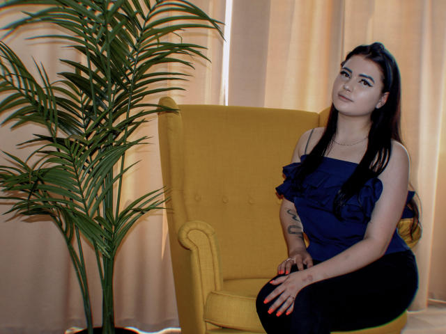 AdeleRussell - Live porn &amp; sex cam - 21161826