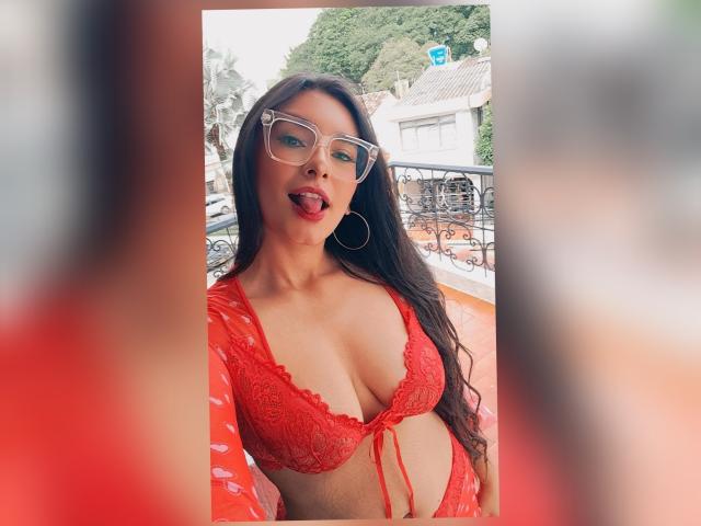 IsisOsmanX - Live porn &amp; sex cam - 21162258