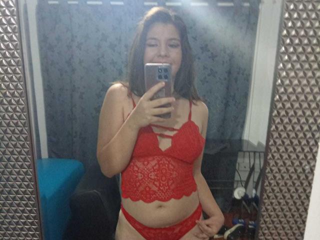 BrianaWalton - Live porn &amp; sex cam - 21162834
