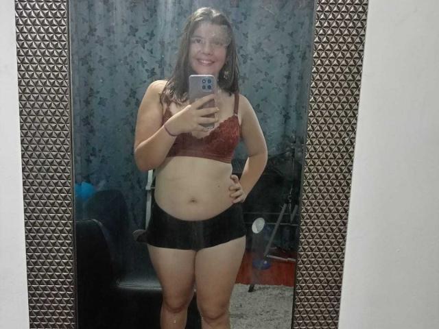 BrianaWalton - Live porn &amp; sex cam - 21162918