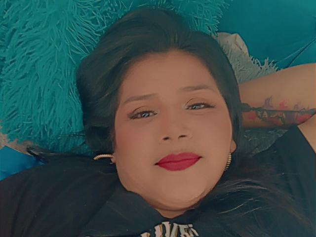 RousseBellaX - Live Sex Cam - 21167086