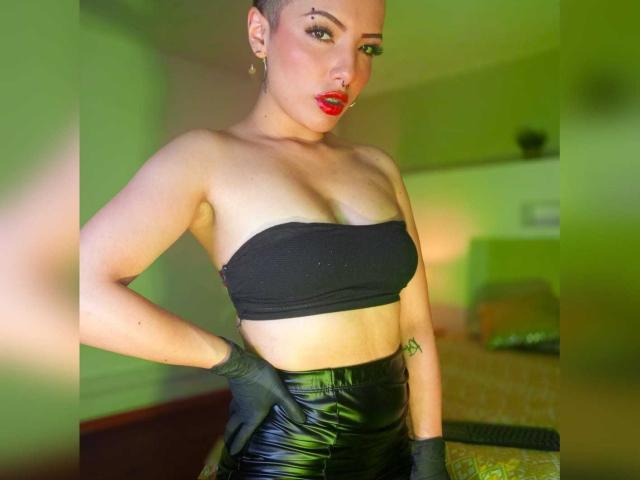 JadePierce - Live porn &amp; sex cam - 21168746