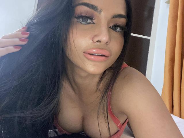 SexyAdrianaQueenTS - Live sexe cam - 21172064