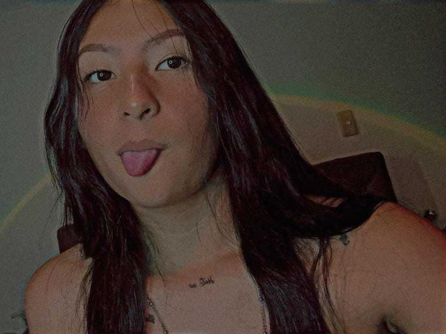 MiiaSwans - Camera khiêu dâm &amp; quyến rũ trực tiếp - 21175298