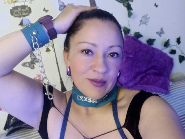 CharloteEzra - Live porn &amp; sex cam - 21175530