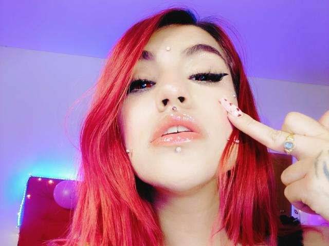 Holyevaa - Live porn &amp; sex cam - 21179354