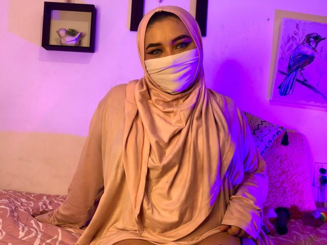 AishaGhulam - Live porn &amp; sex cam - 21179930