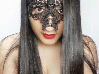 XHotShiny - Live porn &amp; sex cam - 21185378