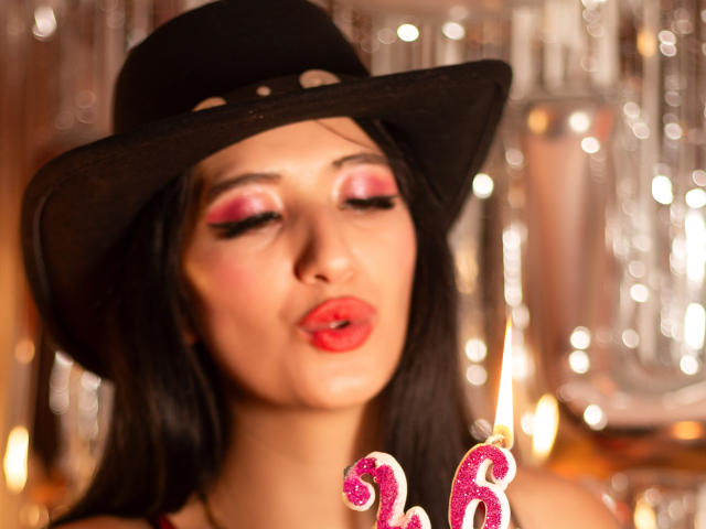 TifanyDiaz - Live porn &amp; sex cam - 21186146