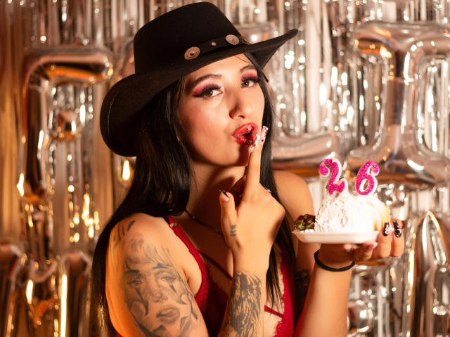 TifanyDiaz - Live porn &amp; sex cam - 21186154