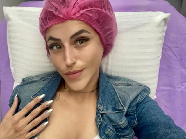 AlissaBrown - פורנו בשידור חי ומצלמת סקס - 21186230