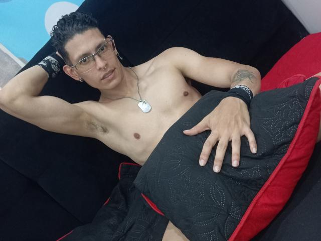 KrixoHotFit - Camera khiêu dâm &amp; quyến rũ trực tiếp - 21186802