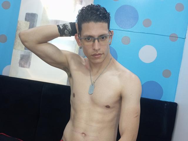 KrixoHotFit - Camera khiêu dâm &amp; quyến rũ trực tiếp - 21186806