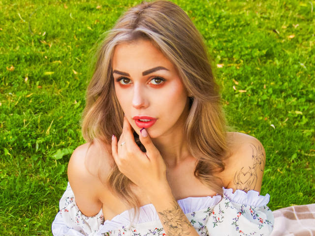 LaraMoss - Camera khiêu dâm &amp; quyến rũ trực tiếp - 21187674