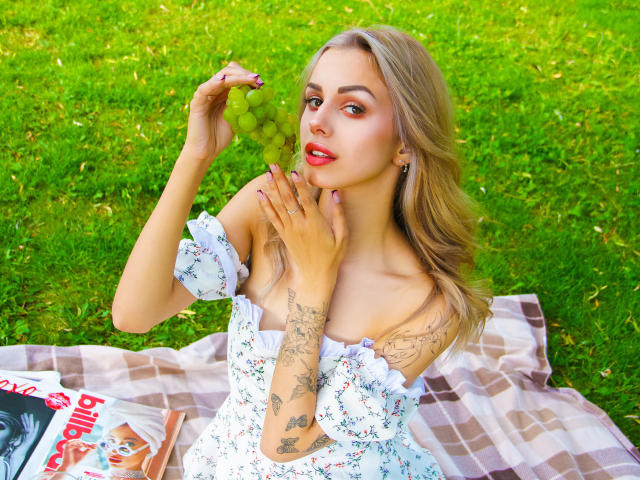 LaraMoss - Porno na żywo i seks kamera - 21187694