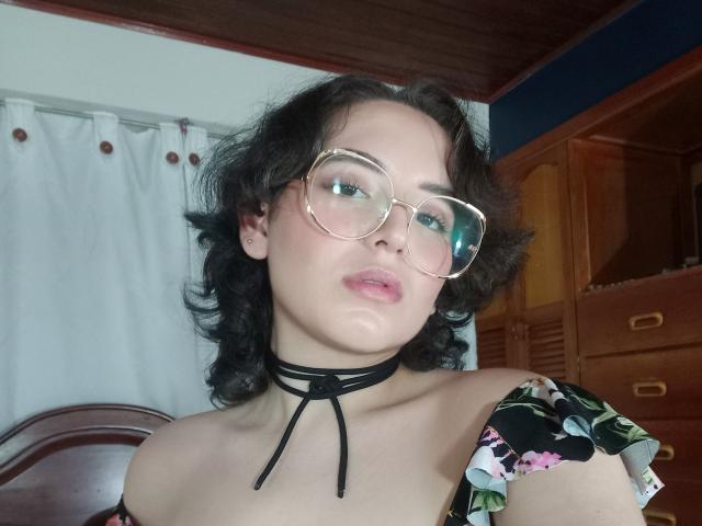IsabellaGarciala - Live porn &amp; sex cam - 21188438