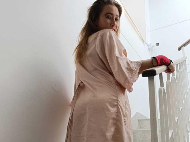 TiffanyBlondS - сексуальная веб-камера в реальном времени - 21190318