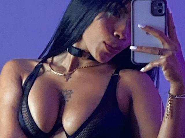 FiorellaBossh - Live porn &amp; sex cam - 21191134