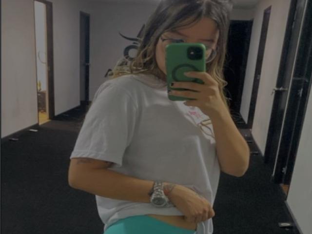 AliceHoe - Live porn &amp; sex cam - 21192686