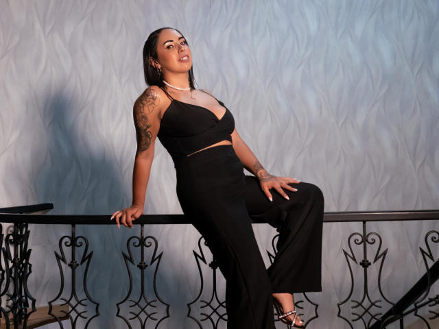 ChloeMarss - Camera khiêu dâm &amp; quyến rũ trực tiếp - 21192838