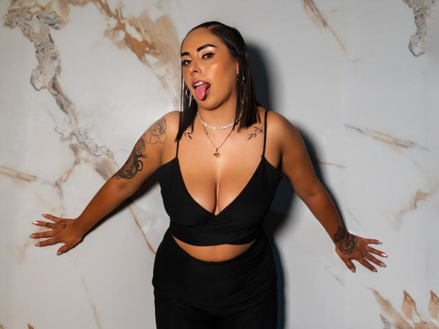 ChloeMarss - сексуальная веб-камера в реальном времени - 21192850