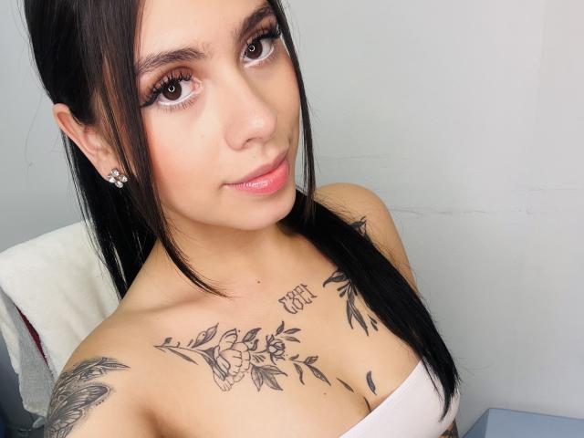 ChanelDeRosee - Porno na żywo i seks kamera - 21193306