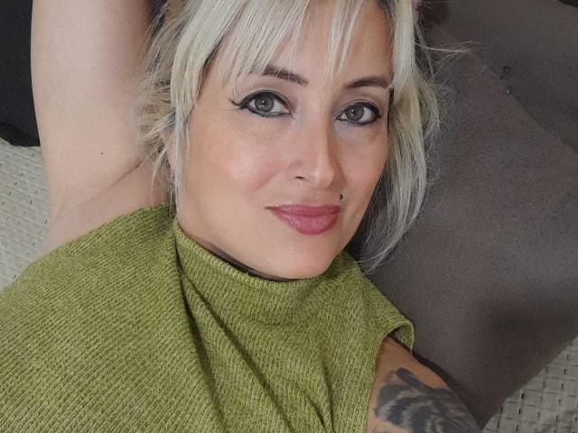 DakotaaBelle - Live porn &amp; sex cam - 21195850