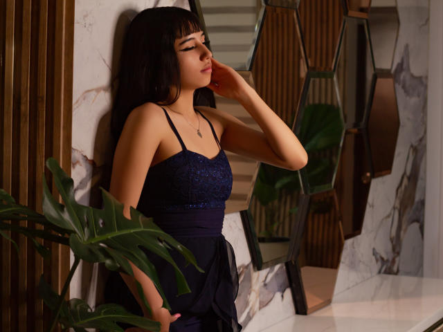 KrisMills - Live porn &amp; sex cam - 21197050