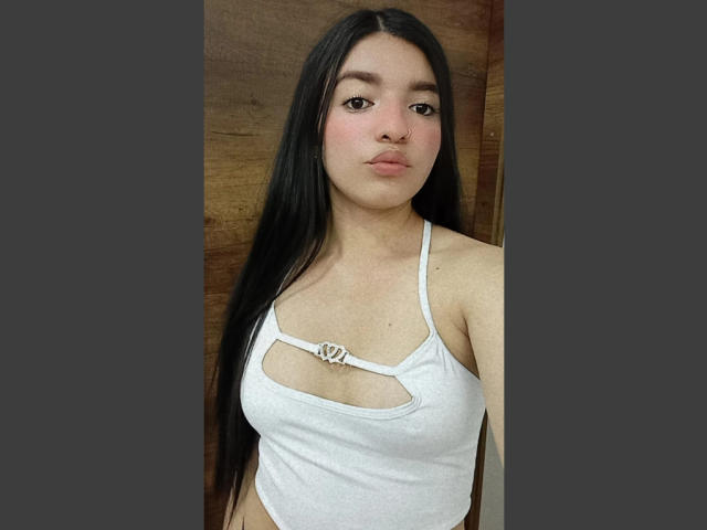 MiahSantos - сексуальная веб-камера в реальном времени - 21197786