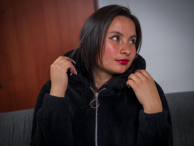 GrettaTaylor - Live porn &amp; sex cam - 21199054