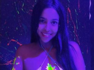 DafneLewis - Live porn &amp; sex cam - 21202002