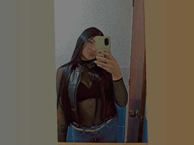 MiiaSwans - Live sex cam - 21202474