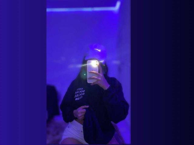 MiiaSwans - Live Sex Cam - 21202562