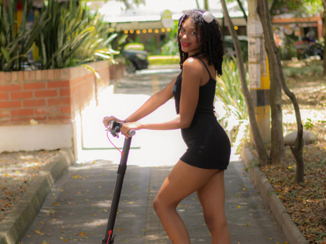 CelesteAdamms - Sexe cam en vivo - 21204658