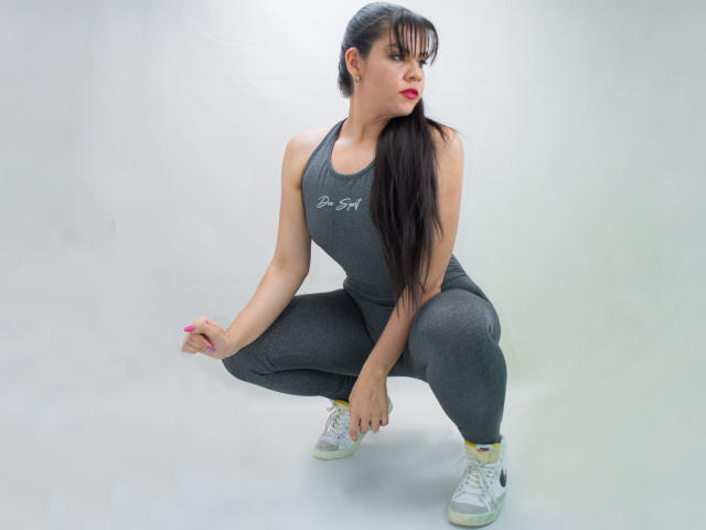 MissMiaFanny - Sexe cam en vivo - 21205058