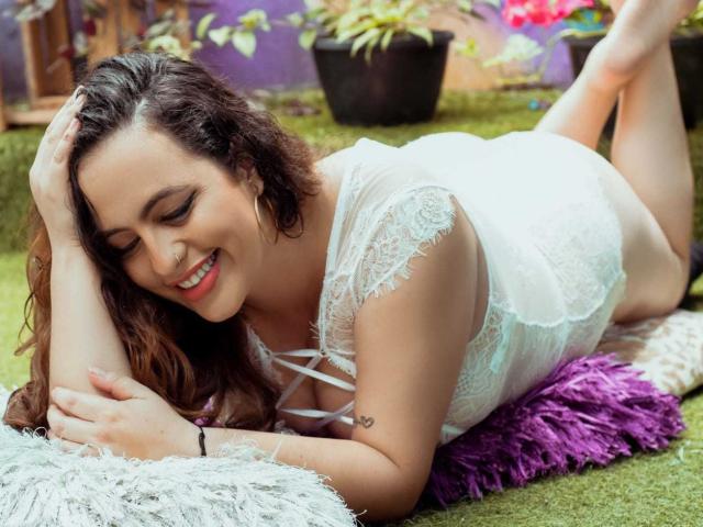 SusanMillerr - Camera khiêu dâm &amp; quyến rũ trực tiếp - 21207210