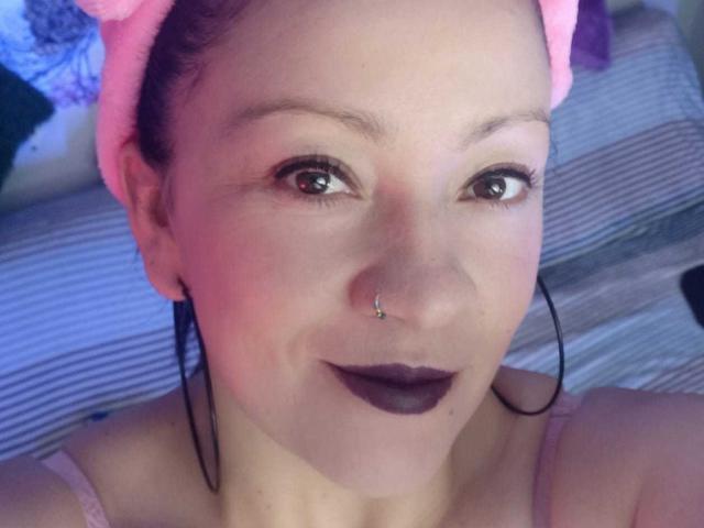 CharloteEzra - Live porn &amp; sex cam - 21209650