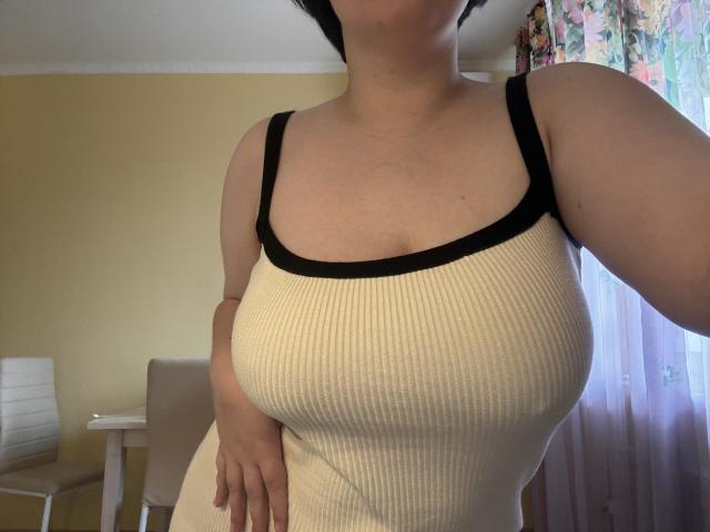 Polinka - Live Sex Cam - 21214750