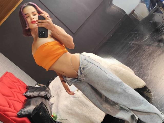 NalinaSmith - Sexe cam en vivo - 21218174