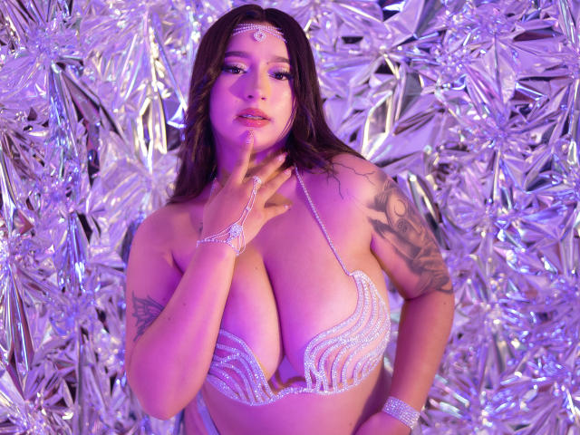 MiaSuarez - Sexe cam en vivo - 21220470