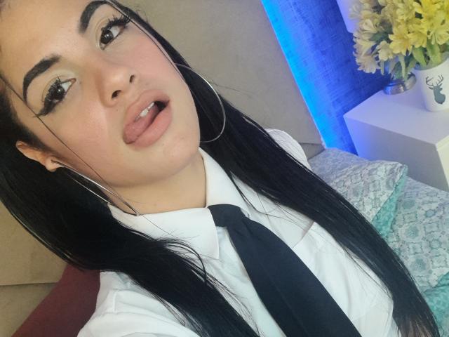 CamilaFerrara - Live porn &amp; sex cam - 21222978