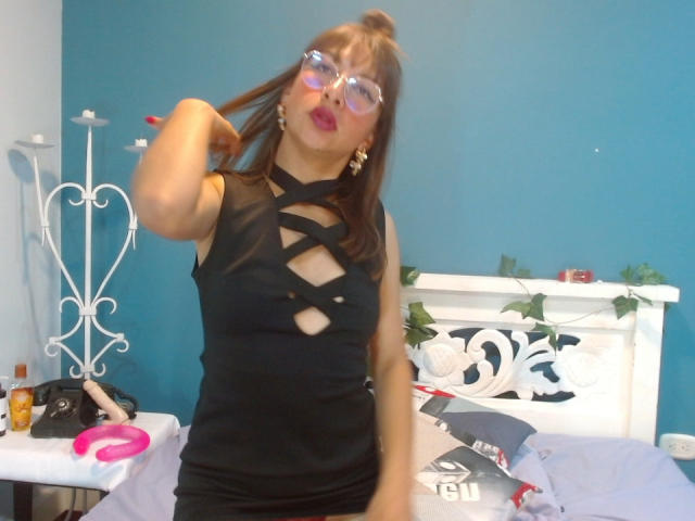 VioletSingh - Live sex cam - 21226874