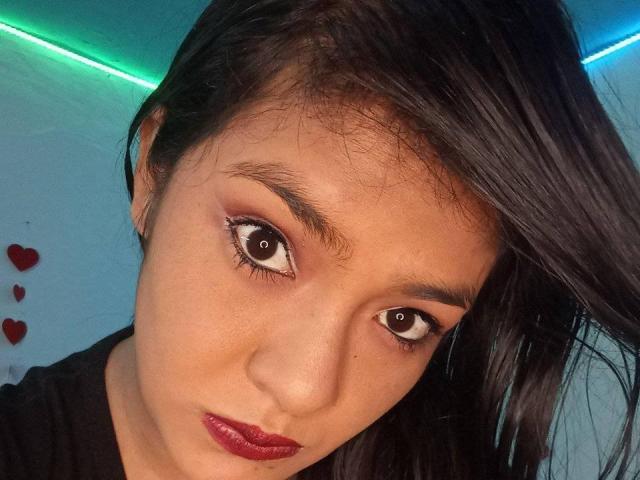 ArianithaXox - Live porn &amp; sex cam - 21228574