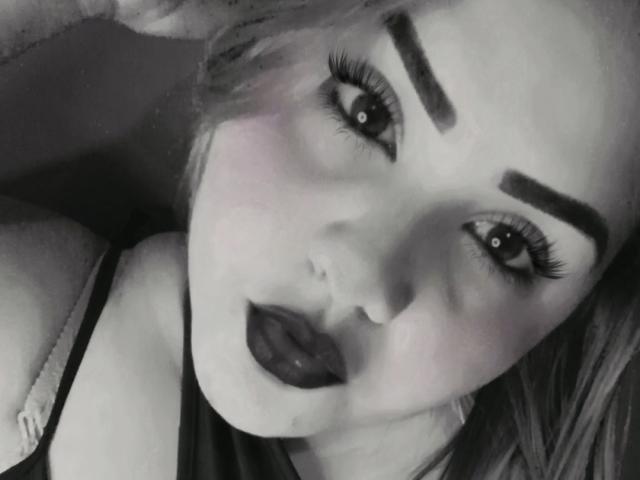 CositaRicaAy - Sexe cam en vivo - 21232102