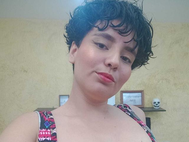IkramCyy - Live sex cam - 21232566
