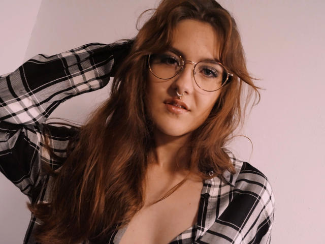 LauryDiamond-hot - Live porn &amp; sex cam - 21233738